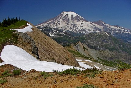 Tatoosh Lake and Mt Rainier in the Tatoosh Wilderness